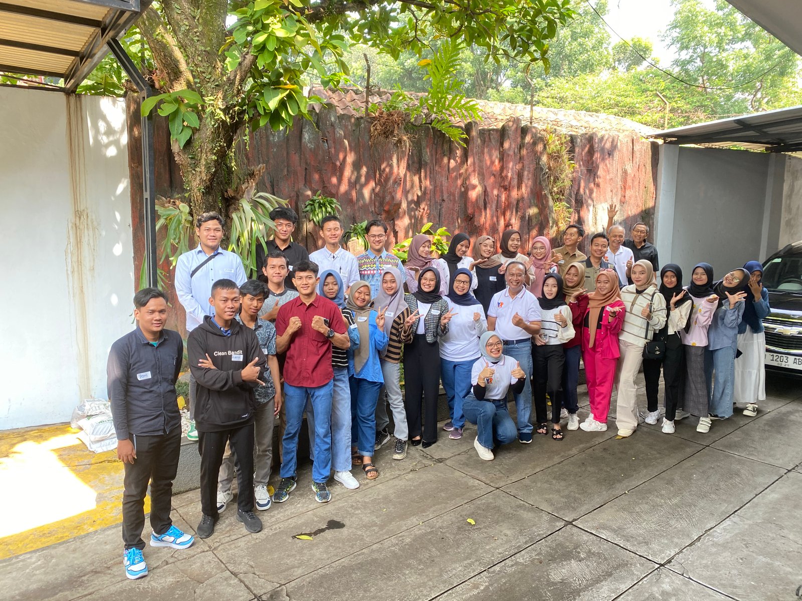 Dokumentasi Batch I